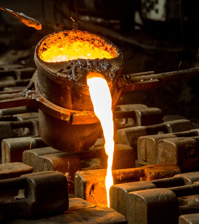 Precision investment casting manufacturer India — Uni Tritech NADCAP-certified foundry production floor with turbine blades and aerospace components