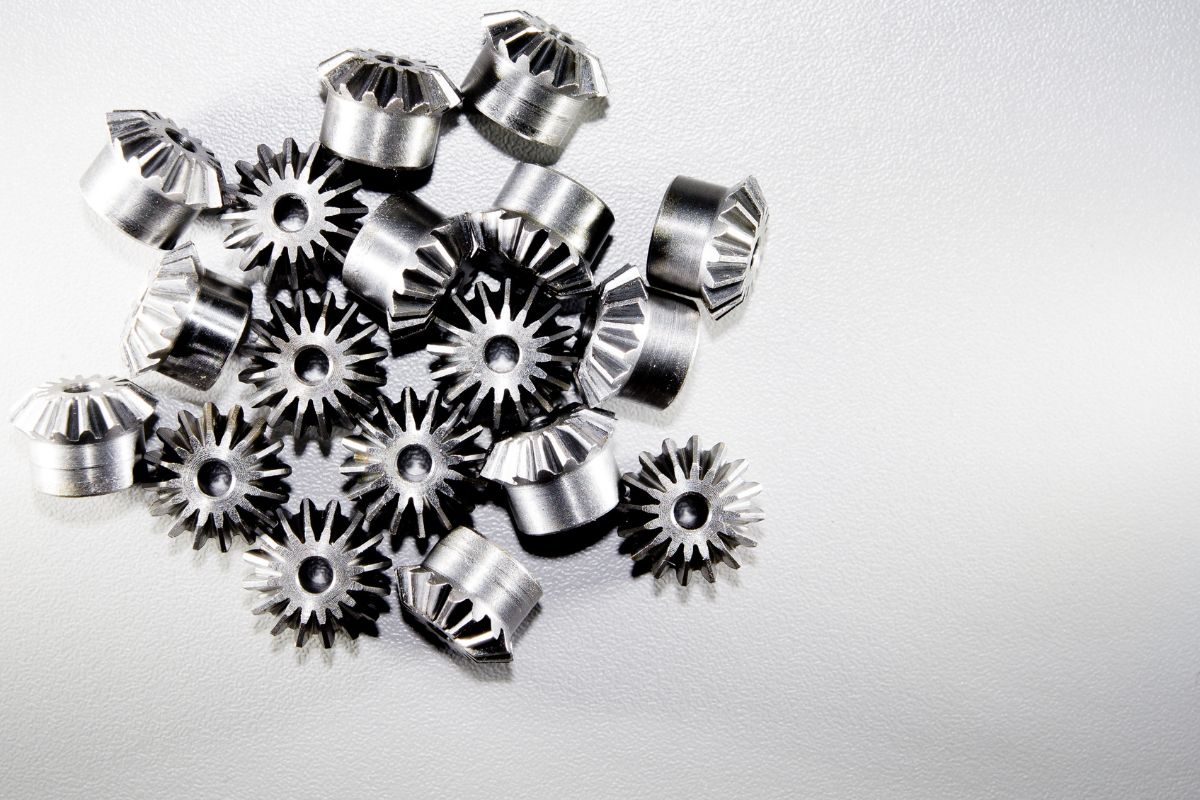 Near net shape investment casting benefits shown on a Uni Tritech aerospace part