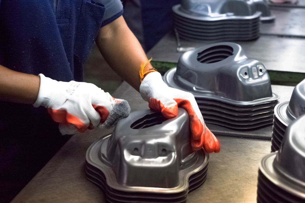 Reduce machining with casting - net shape part needing minimal finishing at Uni Tritech